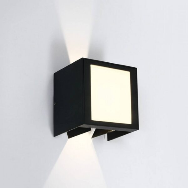 nochnaya_podsvetka_one_light_wall_adjustable_beams_67440a_an_w-1500x1500-1.jpg